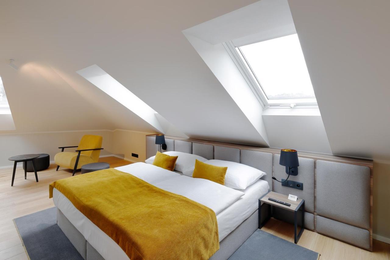 Hotell Prokop Square 4*