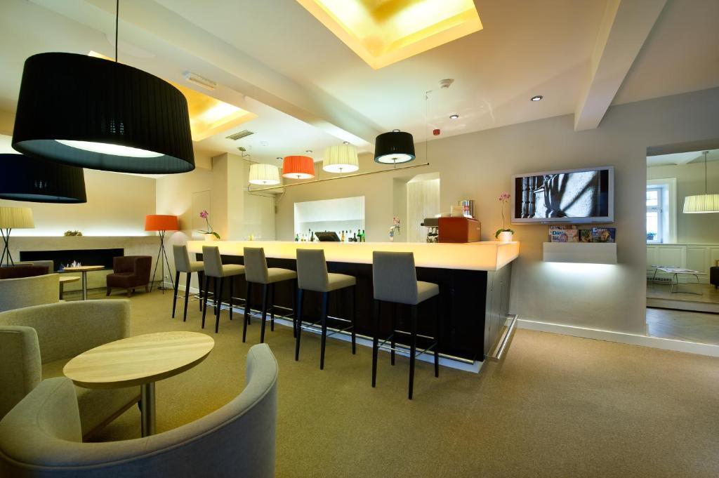 Prokop Square Hotell 4*